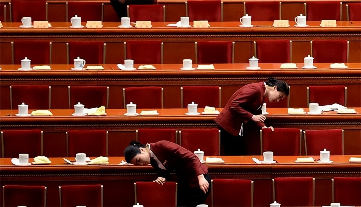 以青春之約立強(qiáng)國(guó)信仰，以奮斗之姿赴順澤之約